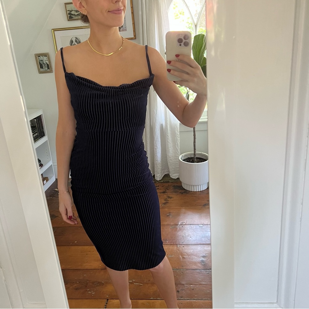 NWOT navy blue House of Harlow midi dress